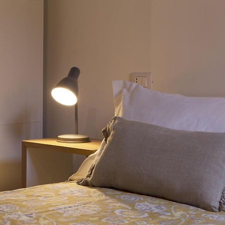 Cozy Apartment In Via Degli Spagnoli - FromhometoRom Exteriör bild