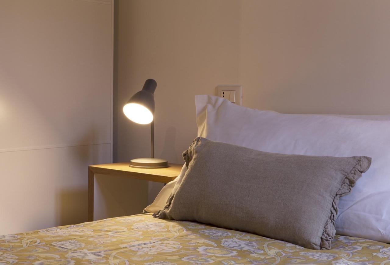 Cozy Apartment In Via Degli Spagnoli - FromhometoRom Exteriör bild