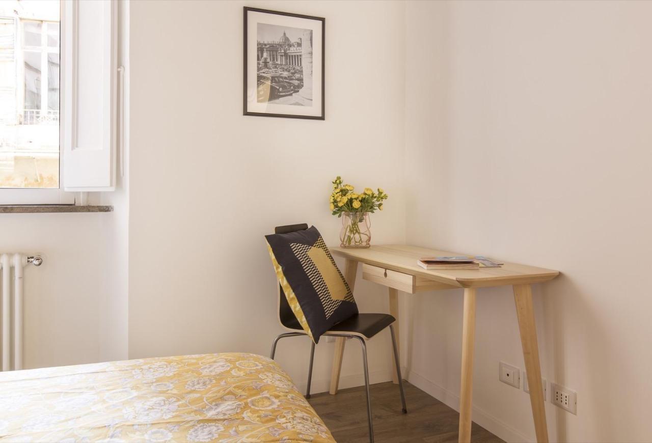 Cozy Apartment In Via Degli Spagnoli - FromhometoRom Exteriör bild