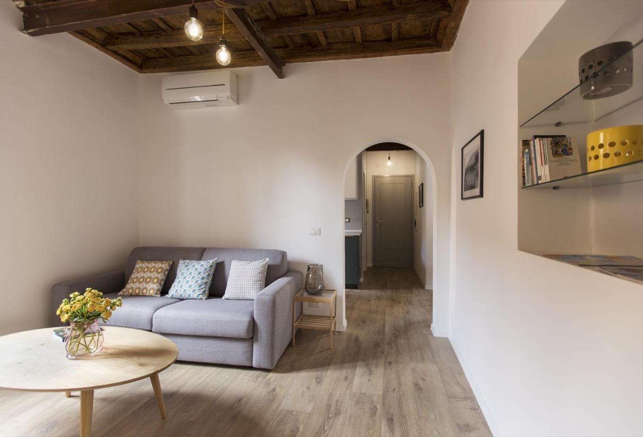 Cozy Apartment In Via Degli Spagnoli - FromhometoRom Exteriör bild