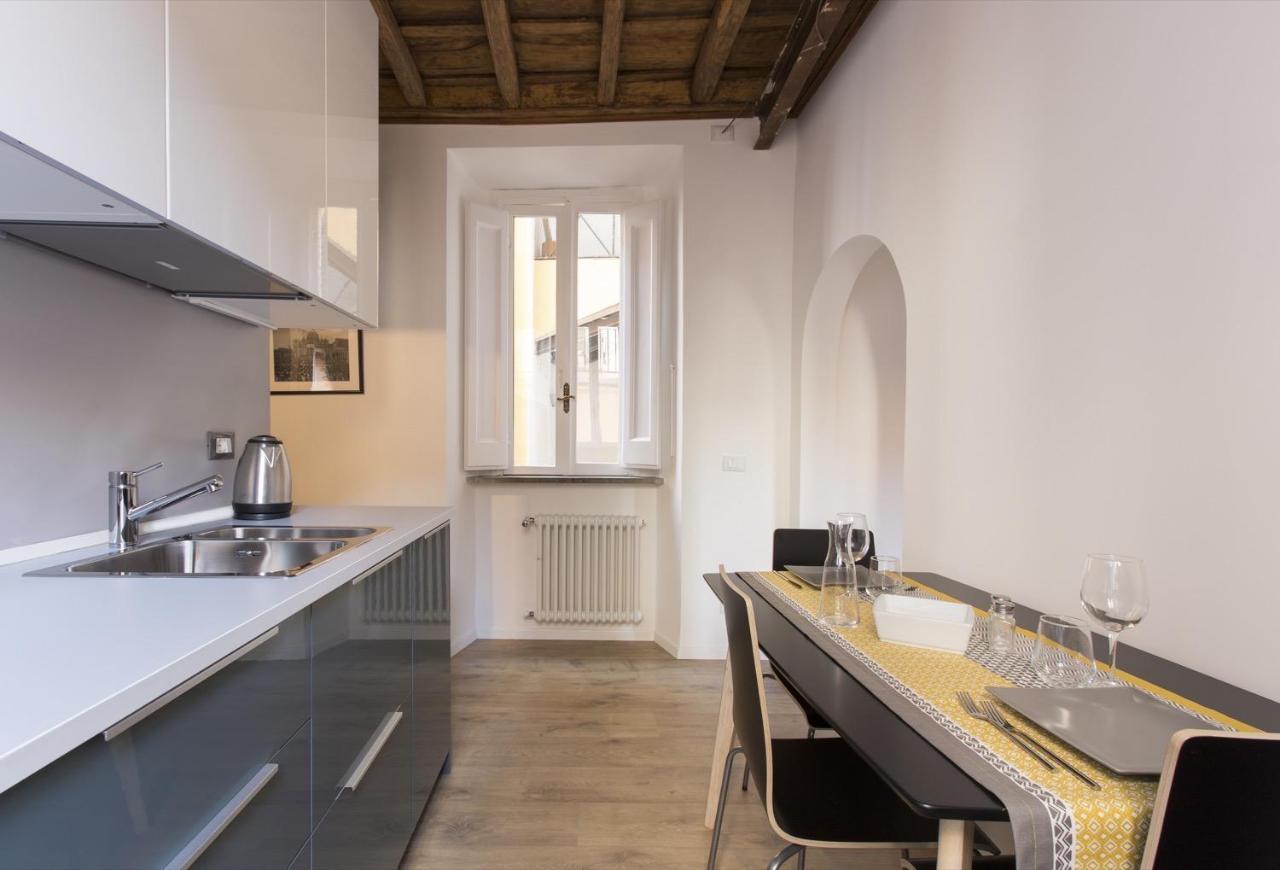 Cozy Apartment In Via Degli Spagnoli - FromhometoRom Exteriör bild