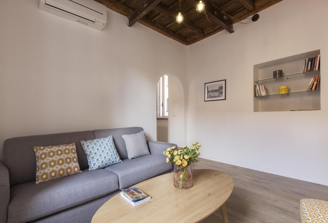 Cozy Apartment In Via Degli Spagnoli - FromhometoRom Exteriör bild